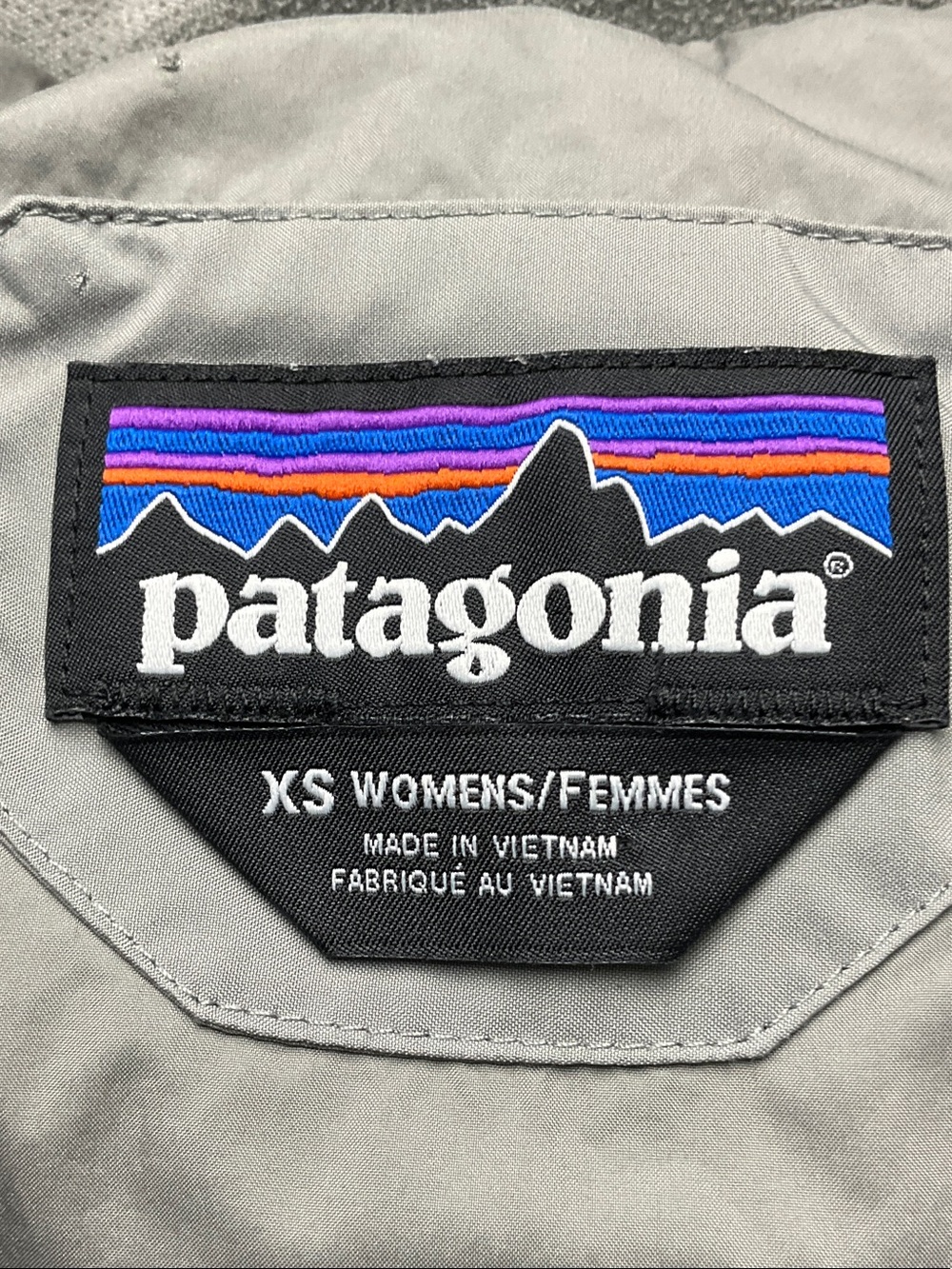 Patagonia Women's Jackson Glacier Parka Style #27915 Fall of 2019 Size XS - Picture 4 of 16